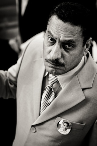 Ο πατέρας του Μαχμούντ Αμπου Τακί, ενός ακτιβιστή που σκότωσαν οι δυνάμεις ασφαλείας στο Pearl Roundabout, Ιανουάριος του 2012 (φωτο Saeed Saif)